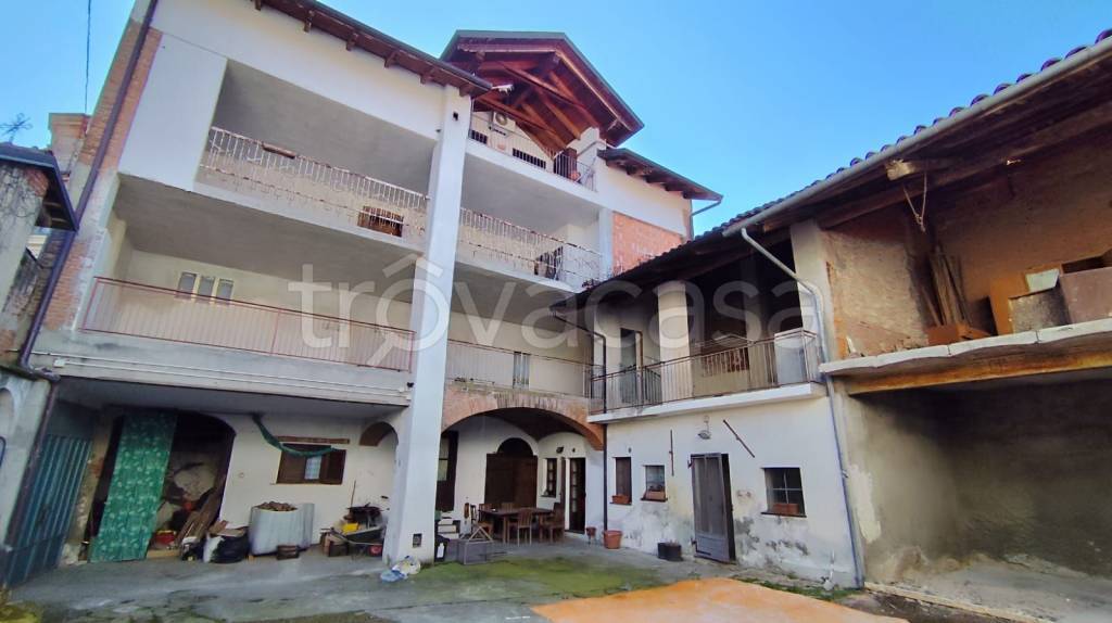 casa indipendente in vendita a Borgomasino