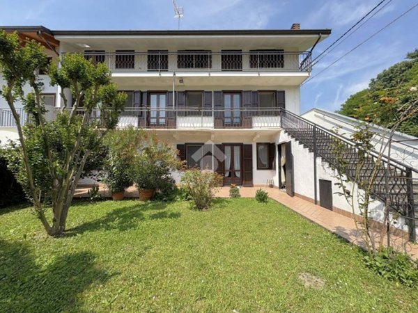 casa semindipendente in vendita a Borgomasino