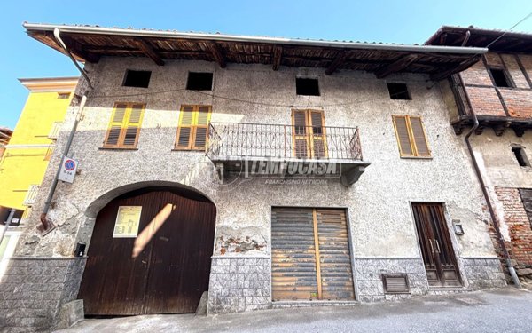 casa semindipendente in vendita a Borgomasino