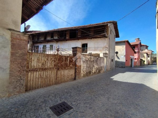 casa semindipendente in vendita a Borgomasino