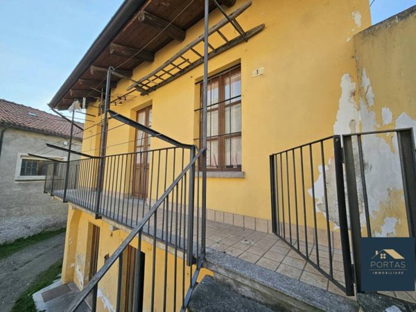 casa indipendente in vendita a Borgone Susa