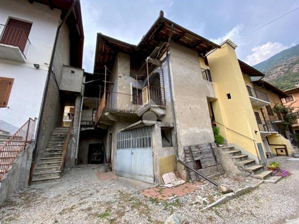 casa semindipendente in vendita a Borgone Susa