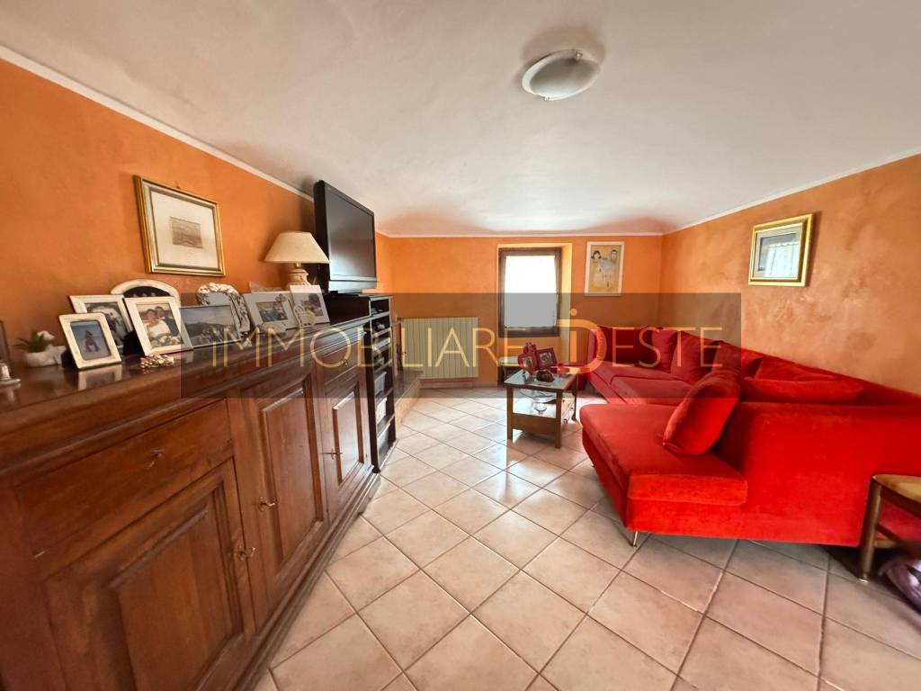 casa indipendente in vendita a Borgone Susa