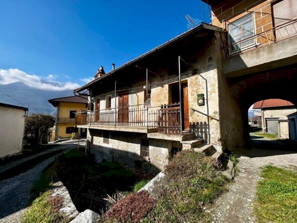 casa semindipendente in vendita a Borgone Susa