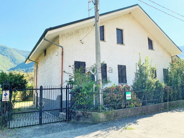 casa indipendente in vendita a Borgone Susa
