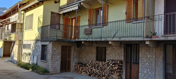 appartamento in vendita a Borgone Susa