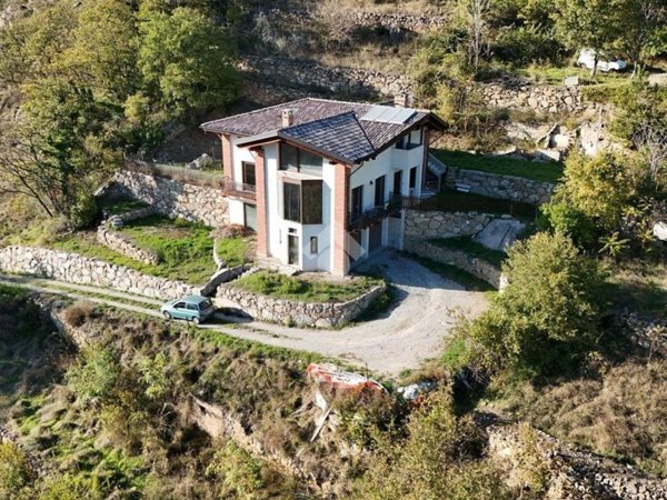 casa indipendente in vendita a Borgone Susa