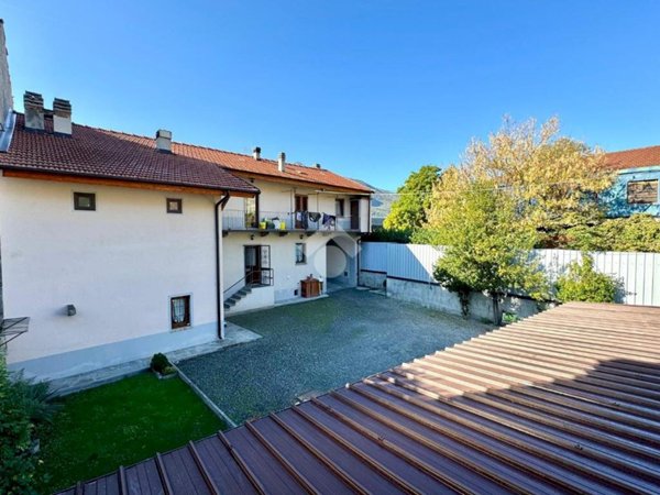 casa semindipendente in vendita a Borgone Susa