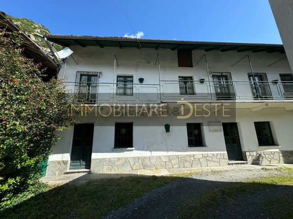 casa indipendente in vendita a Borgone Susa