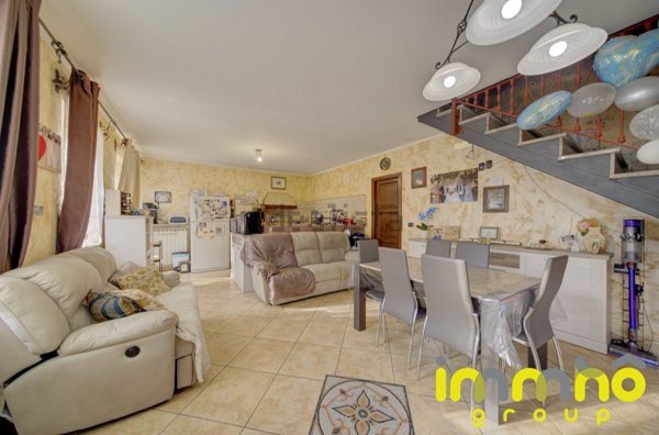 casa indipendente in vendita a Borgone Susa