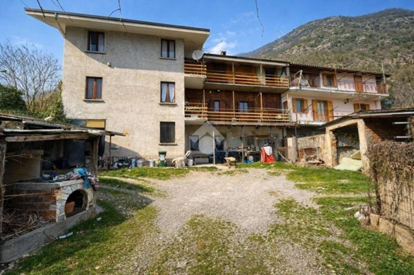 casa indipendente in vendita a Borgone Susa