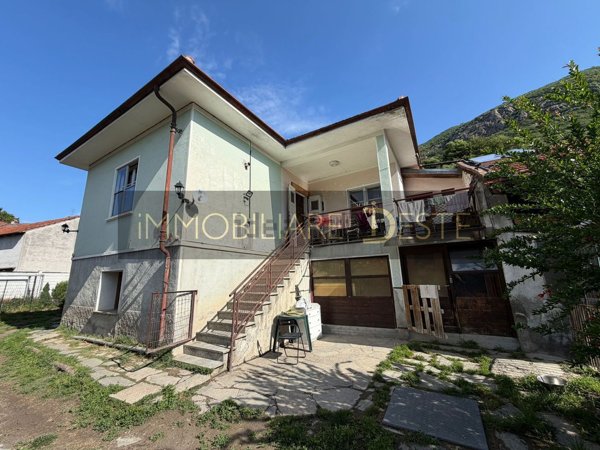 casa indipendente in vendita a Borgone Susa