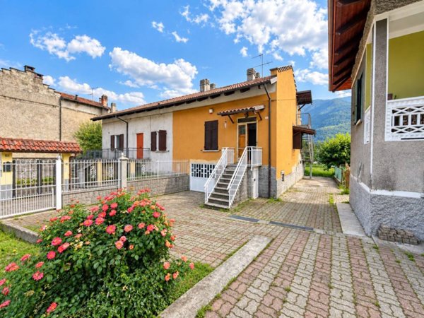 casa indipendente in vendita a Borgone Susa