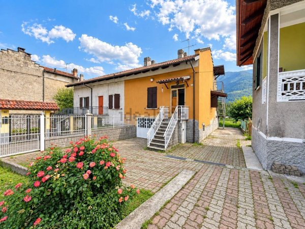 casa indipendente in vendita a Borgone Susa