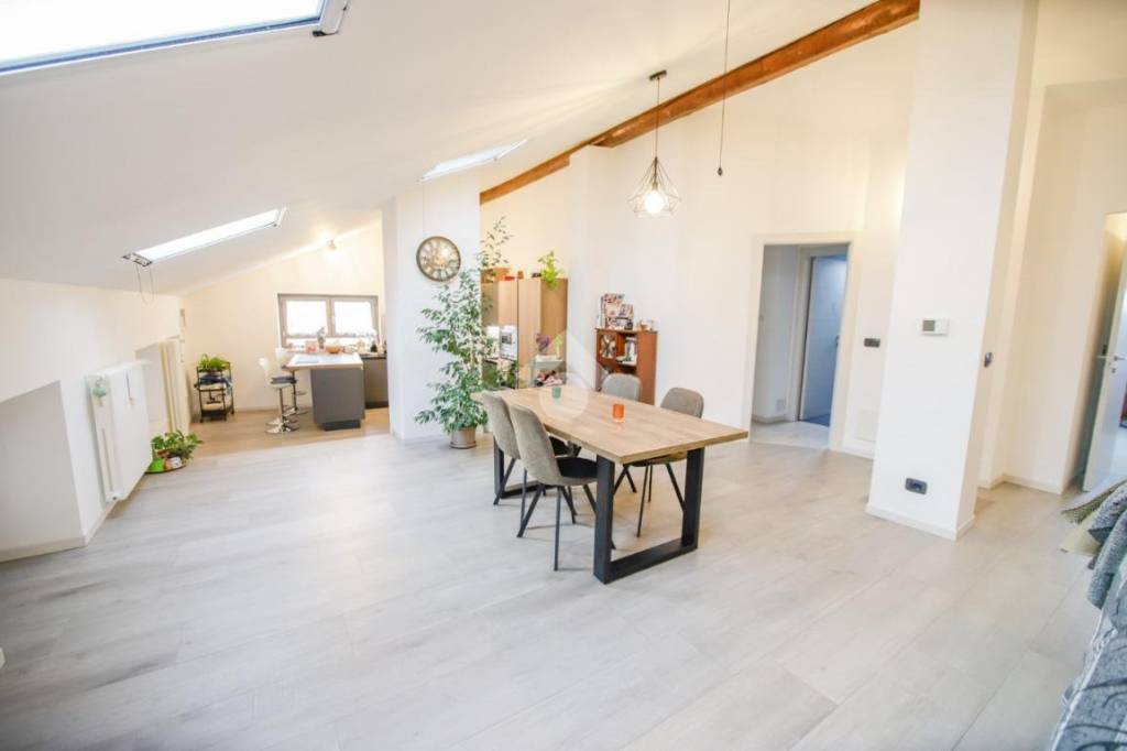 appartamento in vendita a Bosconero