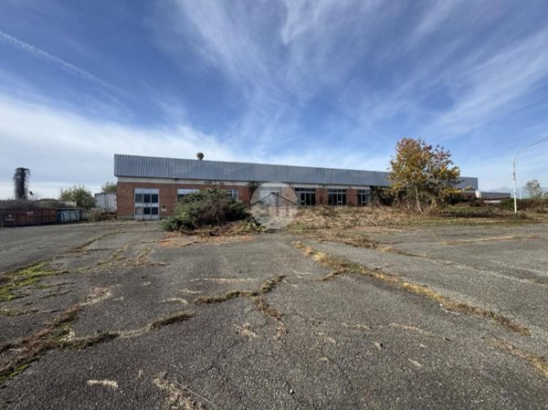 capannone in vendita a Bosconero