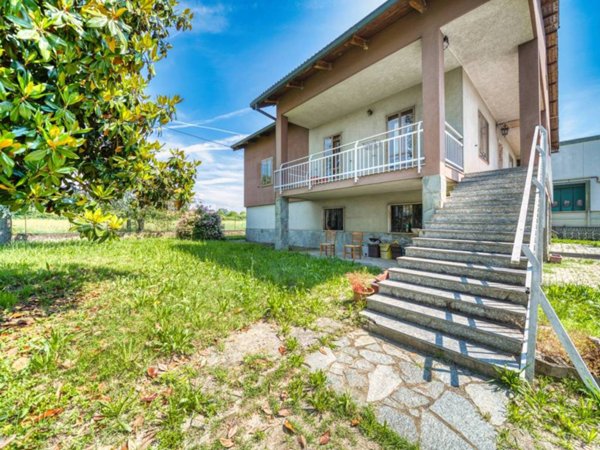 casa indipendente in vendita a Bosconero
