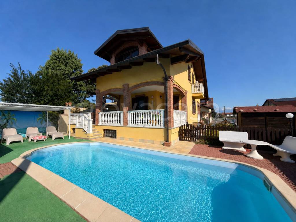 casa indipendente in vendita a Bosconero