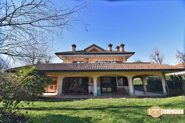 casa indipendente in vendita a Brandizzo