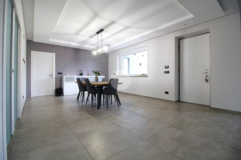 casa indipendente in vendita a Brandizzo