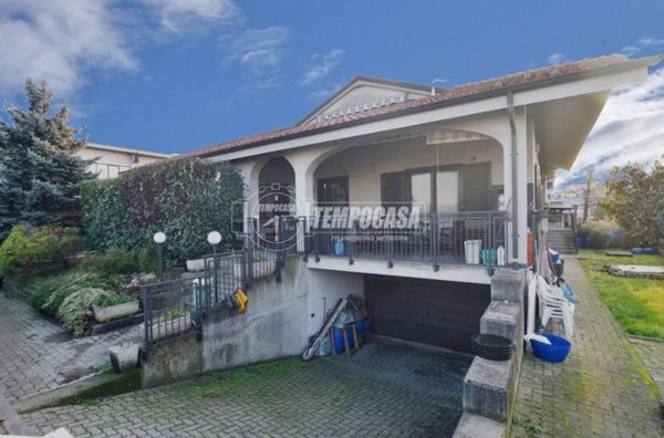 casa indipendente in vendita a Brandizzo