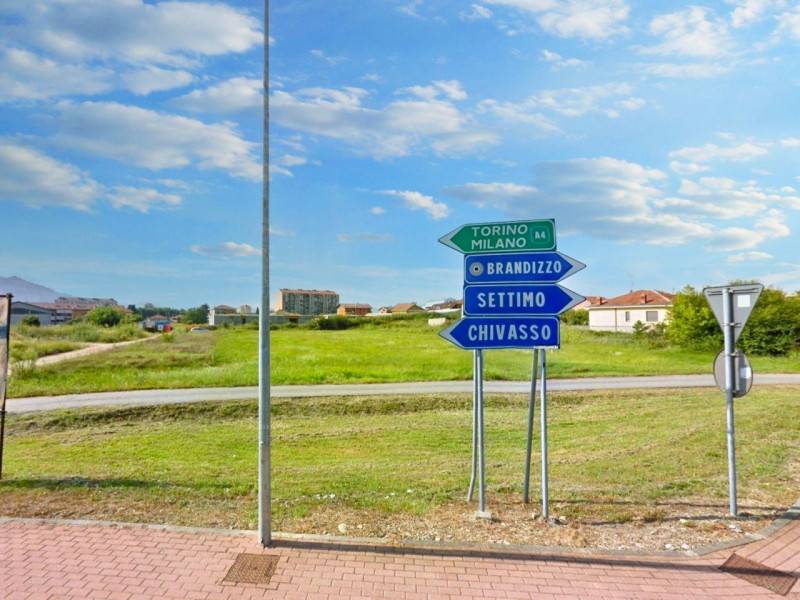 casa indipendente in vendita a Brandizzo