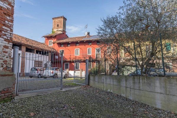 pentavano in vendita a Brandizzo