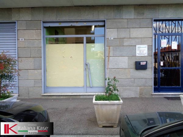 locale commerciale in vendita a Brandizzo
