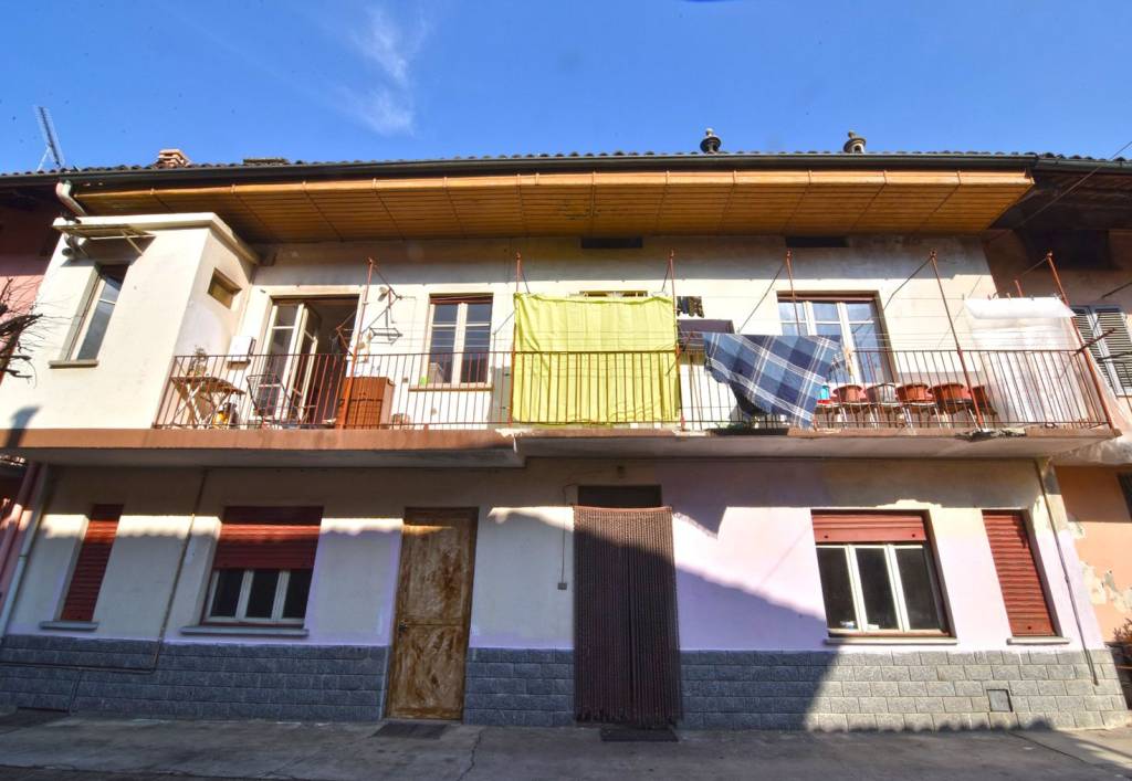casa indipendente in vendita a Brandizzo