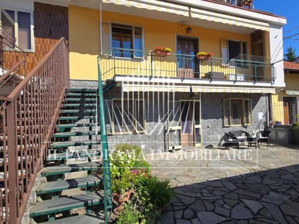 casa indipendente in vendita a Brandizzo