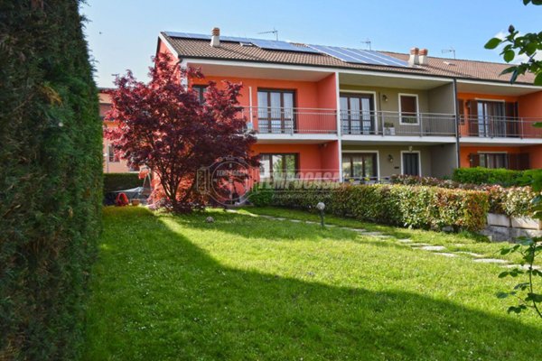 casa indipendente in vendita a Brandizzo