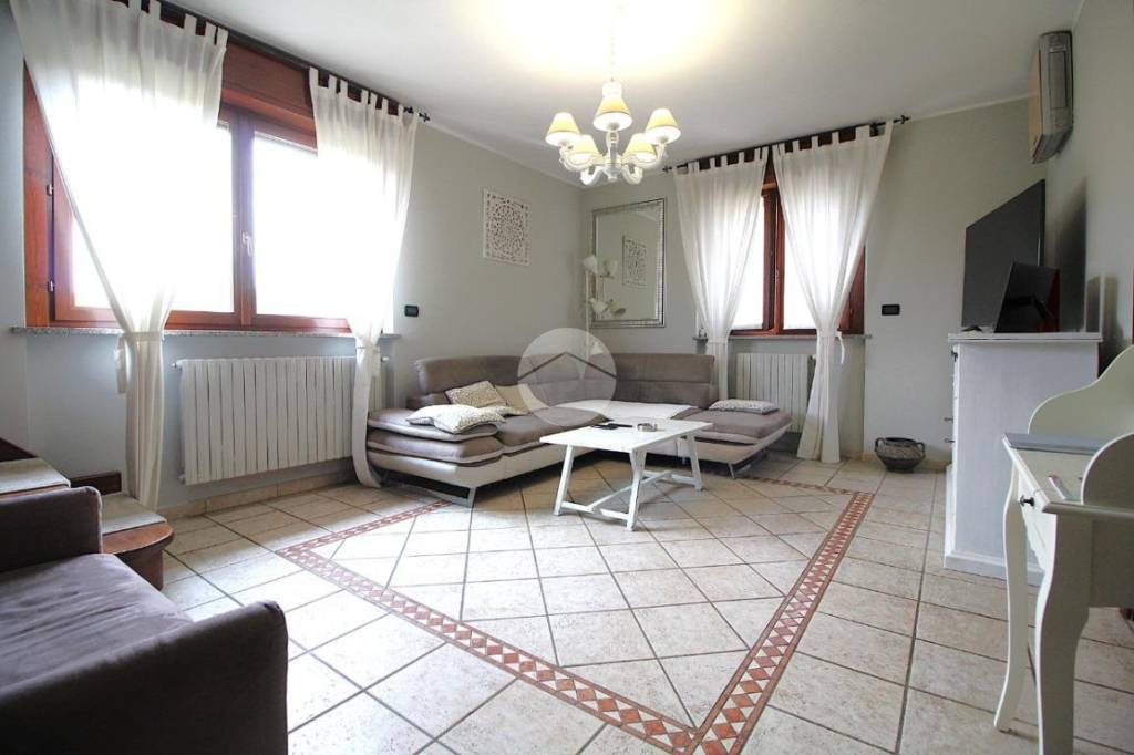 appartamento in vendita a Brandizzo