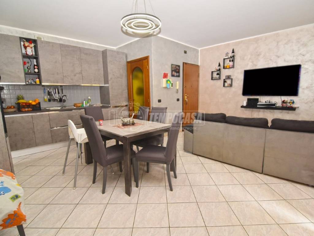 appartamento in vendita a Brandizzo