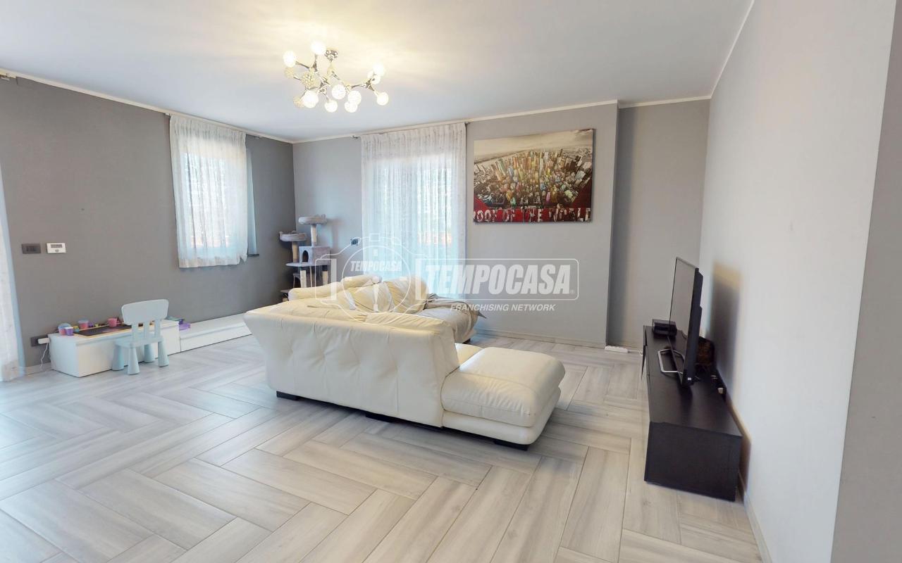 appartamento in vendita a Brandizzo