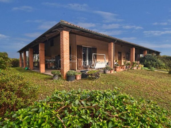 casa indipendente in vendita a Brandizzo