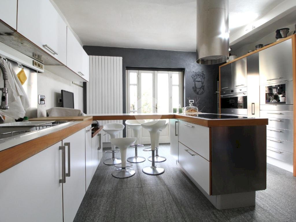 casa indipendente in vendita a Brandizzo