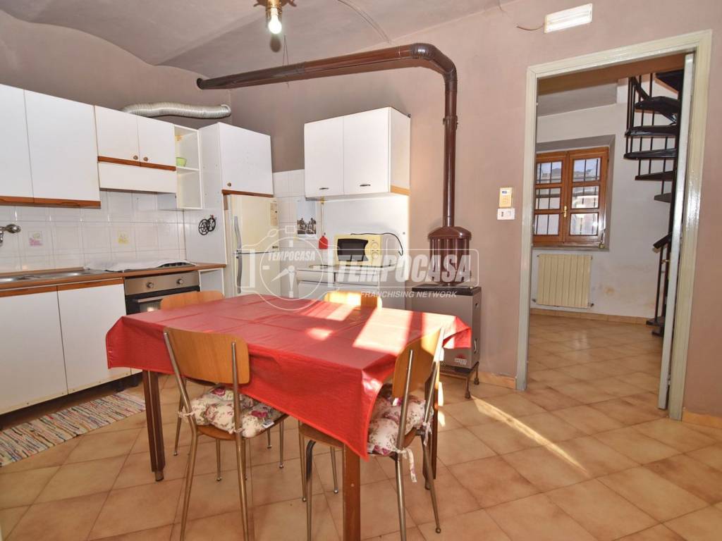 casa indipendente in vendita a Brandizzo