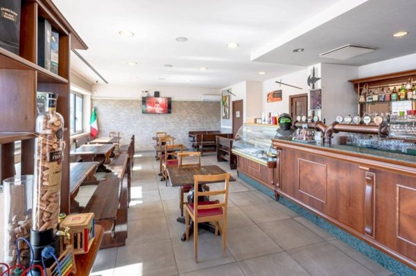 locale commerciale in vendita a Brandizzo