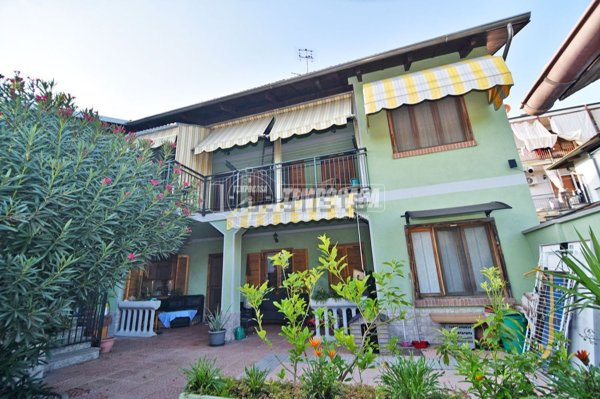 casa indipendente in vendita a Brandizzo