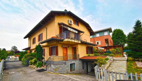 casa indipendente in vendita a Brandizzo