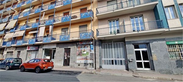 locale commerciale in vendita a Brandizzo