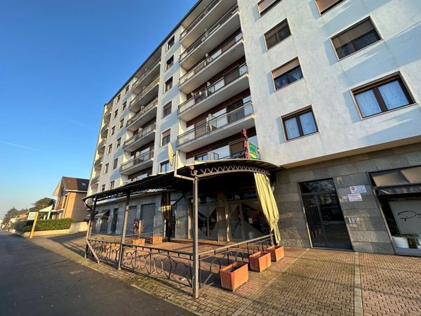 locale commerciale in vendita a Brandizzo