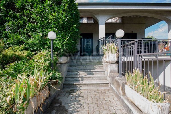 casa indipendente in vendita a Brandizzo