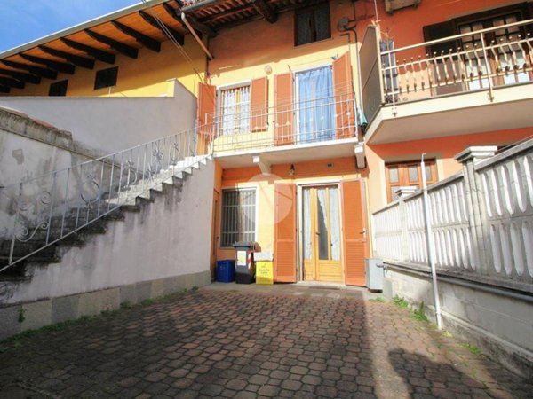casa semindipendente in vendita a Brandizzo