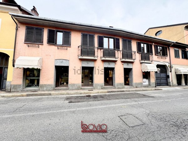 locale commerciale in vendita a Brandizzo