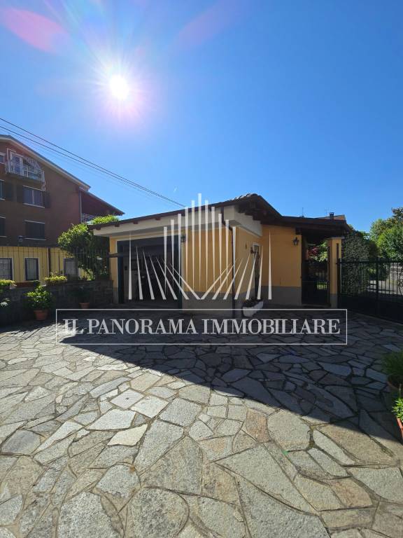 casa indipendente in vendita a Brandizzo