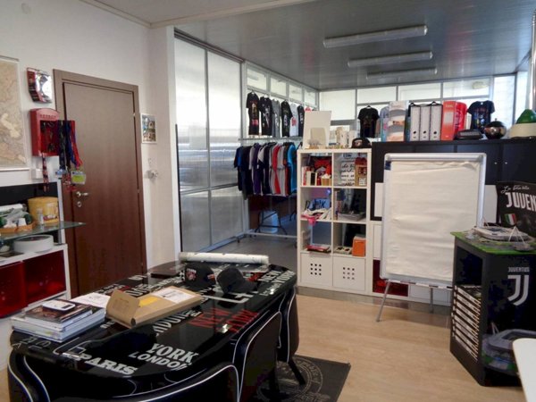 capannone in vendita a Brandizzo