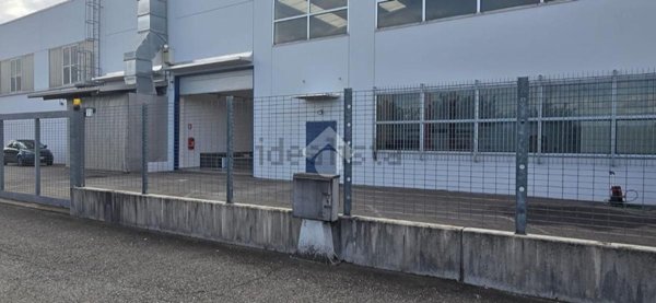 capannone in vendita a Brandizzo