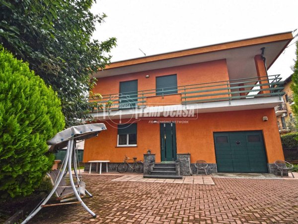 casa indipendente in vendita a Brandizzo