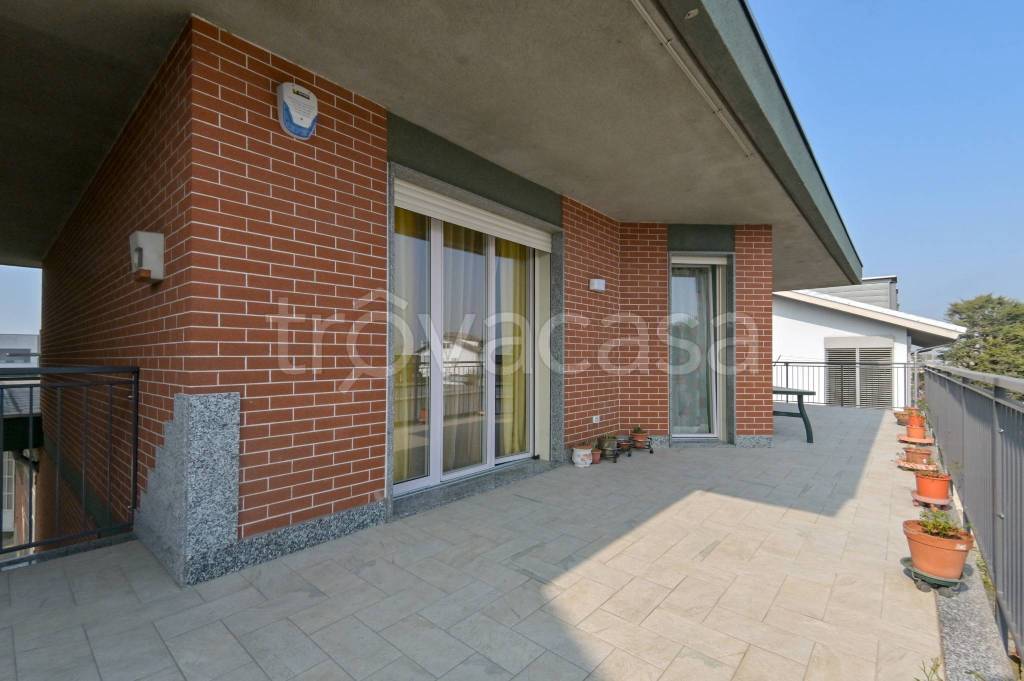 casa indipendente in vendita a Brandizzo